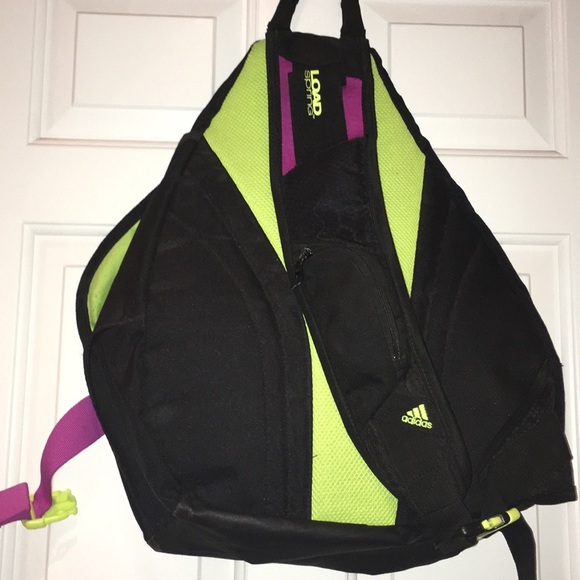 Adidas one shoulder bag/backpack - Picture 6 of 11